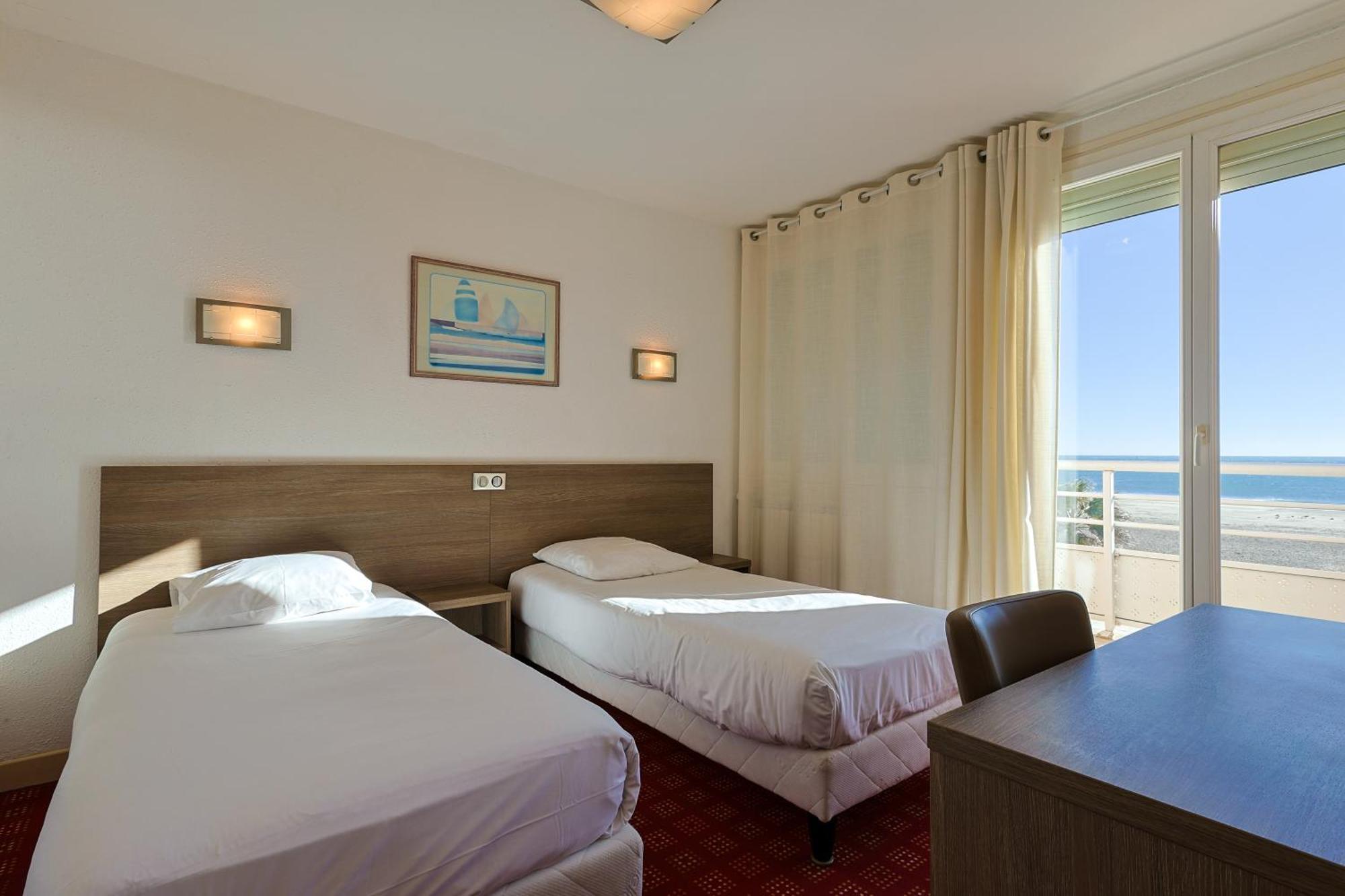 Logis Hotel & Restaurant Mediterranee Port-la-Nouvelle Eksteriør bilde